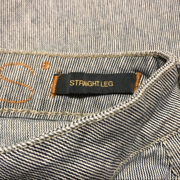 Stripe Straight Leg Jeggings - Picture 7 of 8